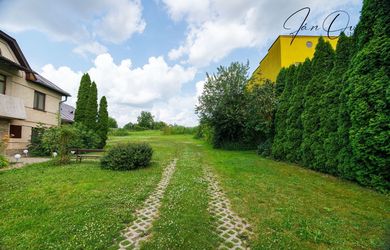 Pozemky pre výstavbu 5 rodinných domov, Rozhanoce, centrum obce