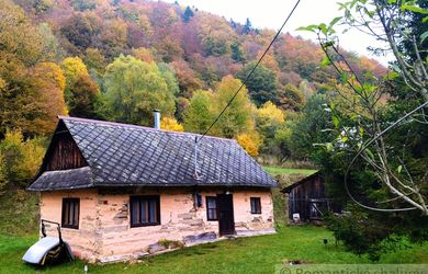 Drevenička pod Čergovom, Olejníkov - Majdan