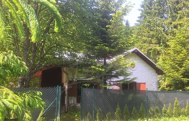 Netypická rekreačná chalupa na samote, pri cyklochodníku Korytnička vhodná aj na komerčné účely