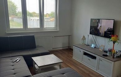 EXKLUZÍVNE NA PREDAJ 3-izbový byt s garážou a záhradou