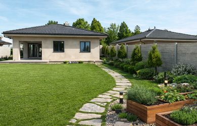 Na predaj novostavby 3 rodinných domov typu bungalov v centre obce Dojč