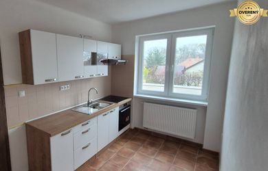 Na prenájom PEKNÝ 2 izbový byt Dvory nad Žitavou  VOĽNÝ IHNEĎ