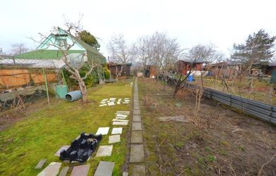 Predaj pozemku vo Vajnoroch (5)