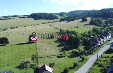 TARGETreal | Pozemok pod horami v obci Sklené – možnosť kúpy ako celok alebo v dvoch samostatných parcelách