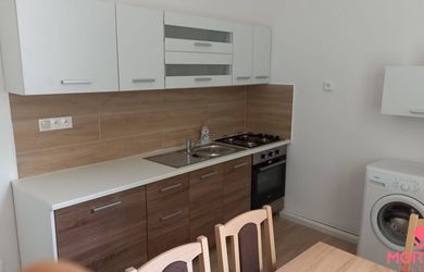 Predaj 1-izbový. byt, centrum - Párovce