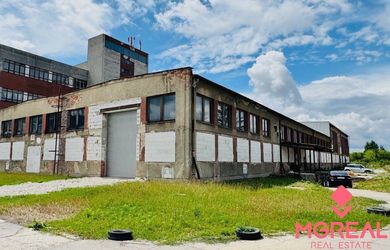 Na prenájom hala v Partizánskom v areáli závodov –  2663 m2