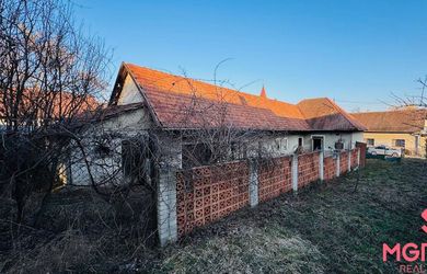 Na predaj rodinný dom v Kolačne pozemok 1395 m2