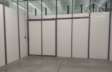 Prenájom sklad 30 m2 na vstup PALETOVÝM Vozíkom, ul. Vajnorská, BA III., časť Jurajov dvor.