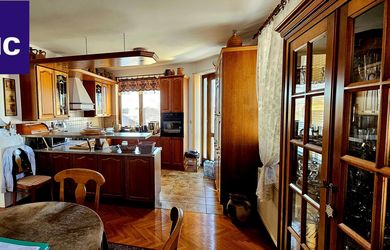Penthouse na dlani: Zažite luxus rodinného domu nad mestom Komárno