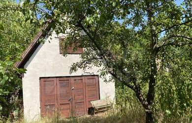 Vinica s chatkou na predaj  v lokalite Staré Levice – Vápnik (Šiklóš)