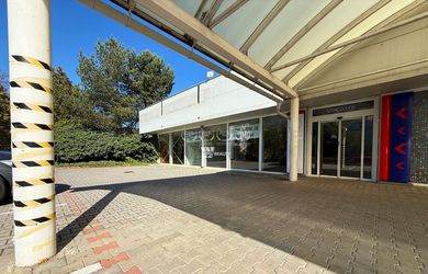Prenájom obchodno-skladových priestorov 570 m², Žilina – Saleziánska