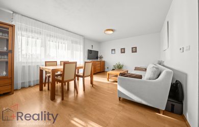 PLUS REALITY | REZERVOVANÉ| Veľký trojizbový byt 91 m² s výnimočnou výmerou v obci Dunajská Lužná na predaj!