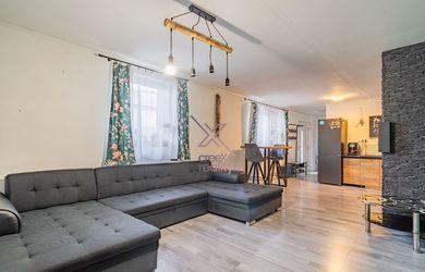 ///ZNÍŽENÁ CENA///- čiastočne zrekonštruovaný 3-izbový rodinný dom - Trebatice