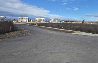 Tri stavebné pozemky vedľa seba – investičná príležitosť – výmera spolu 2455m2