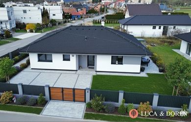 Na predaj | 4-izbový bungalov | Mikušovce | 100m² |  S nadštandardným vybavením