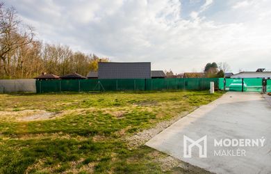 Na predaj atraktívny pozemok v povodí Malého Dunaja