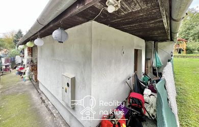 Na predaj holodom v obci Trávnica
