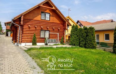 Na predaj kompletne zariadený rekreačný areál v obci Podhájska, využiteľný počas celého roka