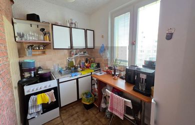 VIVAREAL! ATRAKTÍVNA LOKALITA! 2 izb. byt, zateplený bytový dom, ulica Vladimíra Clementisa, Trnava