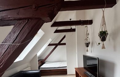 Investičný apartmán, ktorý zarába od prvého dňa – centrum Banská Štiavnica