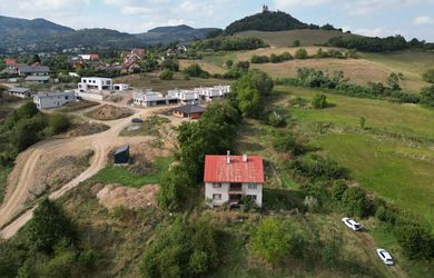 Trojpodlažný rodinný dom v Banskej Štiavnici s výhľadom na kalváriu