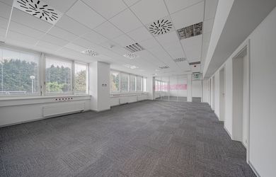 Samostatná budova pre zdravotné stredisko, Bratislava - Ružinov