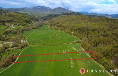 Na predaj | Investičný pozemok | Pruské | 5106 m² | Nádherné výhľady na Vršatské bralá