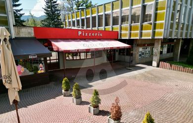 Reštaurácia, obchod alebo kancelárie – investičná príležitosť priamo v centre Ružomberka, u.M.Madačova