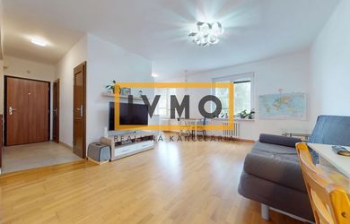 Príjemný 3i byt 76m, Haburská ul., BA II - Ružinov, v blízkosti Štrkoveckého jazera, kompletná RŠ, zeleň,na skok do centra, dobrá adresa, NADŠTANDARD