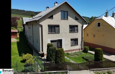 2 PODLAŽNÝ RODINNÝ DOM S PRÍSTAVBOU, 1064m2, JARABINA;