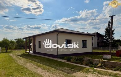 MODERNÝ 4-IZBOVÝ BUNGALOV | ZEMPLÍNSKA ŠIROKÁ