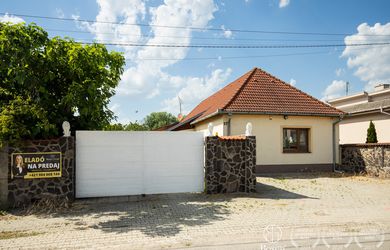 NOVÁ CENA | BOSEN | Rodinný dom s veľkou záhradou, Veľká Budafa