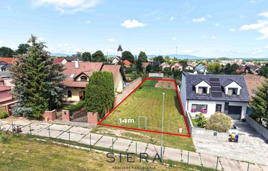 Stavebný pozemok 900m2 v obci Biely Kostol, Lomená ulica