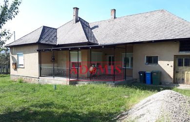 na predaj rodinný dom po kompletnej rekonštrukcii interiéru, obec Hidvégardó.