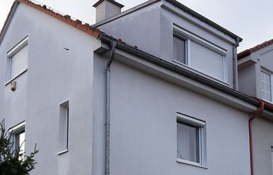 PRIPRAVUJEME -  prenájom rodinného domu v BA III, Nové Mesto, Ľudová štvrť, Pohronská ul.