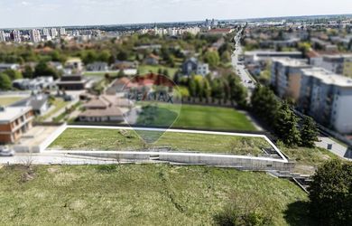 PREDAJ : Pozemok 1618 m2, všetky IS pri pozemku, Strmá ul., Senec.