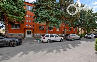 3izb byt, čiastočná rekonštrukcia , kúpou voľný