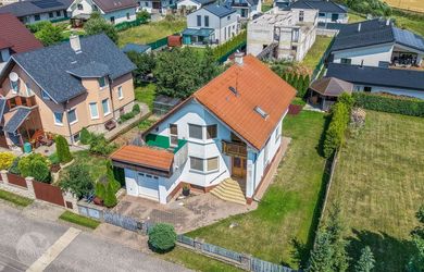 Na predaj veľkorysý rodinný dom na pokojnej ulici, Veľká Lomnica
