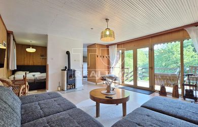 Štýlová lesná oáza – kompletne zrekonštruovaná CHATA aj na trvalé bývanie, Limbach, 90 m²