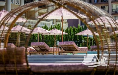 Luxusní loftový apartmán s panoramatickou terasou v ikonickém resortu J’Adore Secret Garden