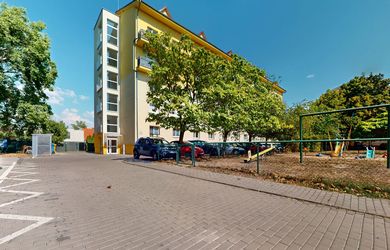 TEHLOVÝ 1-IZBOVÝ BYT PRI POLUSE